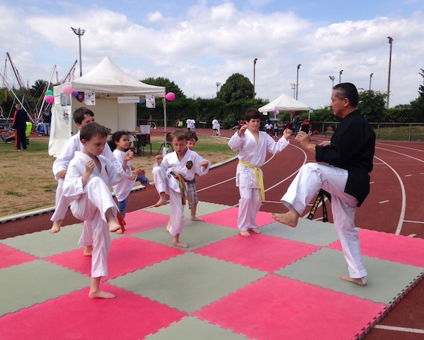 Karate Club de Saint Maur - fête des sports de Joinville