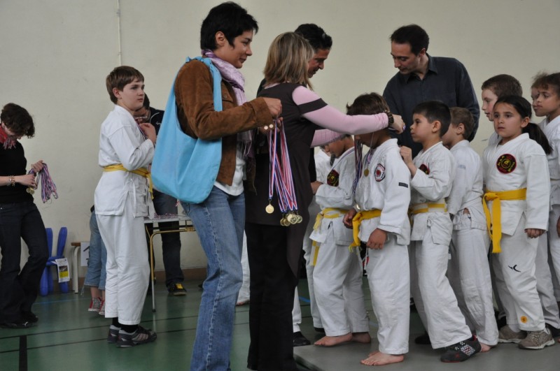 Karaté Club de Saint Maur - Interclubs 17 mai 2009 Karaté Club de Saint Maur - Interclubs 17 mai 2009