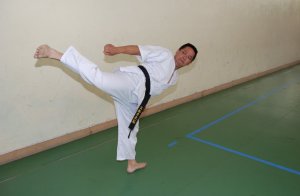 Karate club de Saint Maur-M. LONG Ura Mawashi geri Karate club de Saint Maur